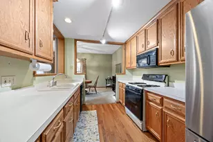 1016 Middleton Pl, Lisle, IL 60532 - Photo 13