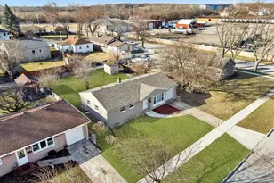 316 E 24th St, Chicago Heights, IL 60411 - Photo 3