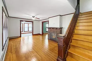 1241 W Pleasant St, Freeport, IL 61032 - Photo 3