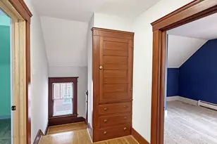 1241 W Pleasant St, Freeport, IL 61032 - Photo 17