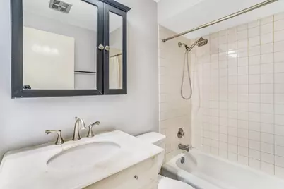 6728 W 64th Place #2B, Chicago, IL 60638 - Photo 11
