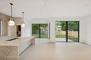 759 Strawberry Hill Dr, Glencoe, IL 60022 - Photo 7