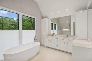 759 Strawberry Hill Dr, Glencoe, IL 60022 - Photo 13