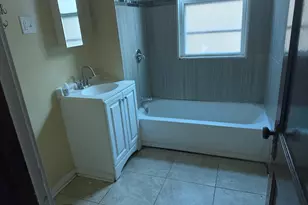 741 N Trumbull Ave, Chicago, IL 60624 - Photo 15