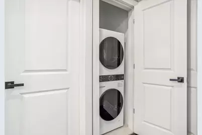 1327 E 52nd Street #202, Chicago, IL 60615 - Photo 15