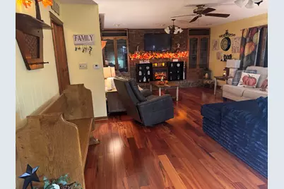 21 Colonial Drive, Clifton, IL 61727 - Photo 11