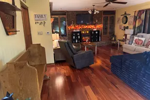 21 Colonial Dr, Clifton, IL 61727 - Photo 11