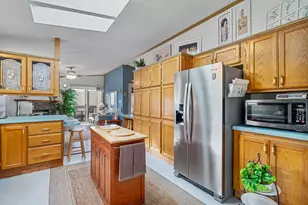 22710 S Ravisloe Ln, Frankfort, IL 60423 - Photo 3