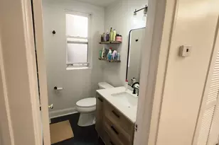 6724 S Paxton Ave, Chicago, IL 60649 - Photo 15