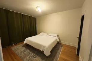 6724 S Paxton Ave, Chicago, IL 60649 - Photo 17