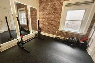 6724 S Paxton Ave, Chicago, IL 60649 - Photo 11