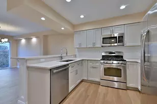 3208 Raphael Ct, Saint Charles, IL 60175 - Photo 15