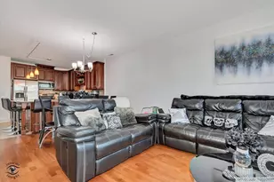 4330 N Neva Ave, Norridge, IL 60706 - Photo 9