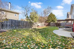 325 W Park Ave, Wheaton, IL 60189 - Photo 27