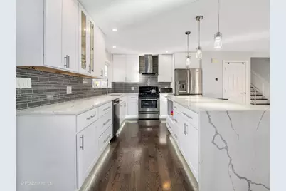 325 W Park Avenue, Wheaton, IL 60189 - Photo 9