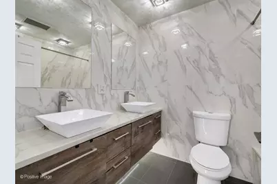 325 W Park Avenue, Wheaton, IL 60189 - Photo 19