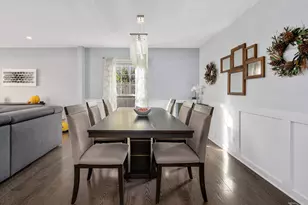 325 W Park Ave, Wheaton, IL 60189 - Photo 11