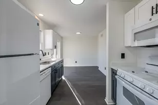 508 Pembroke Rd SW, Poplar Grove, IL 61065 - Photo 5