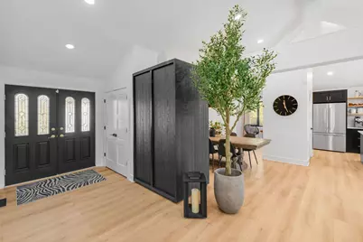 2S709 Ave Chateaux Drive, Oak Brook, IL 60523 - Photo 3