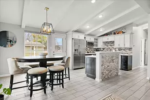 1244 Lakewood Dr, Lake Holiday, IL 60552 - Photo 7