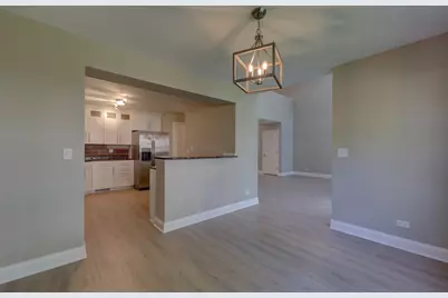 195 Island Court #195, Schaumburg, IL 60193 - Photo 11