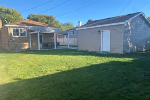 10008 S Kolin Ave, Oak Lawn, IL 60453 - Photo 5