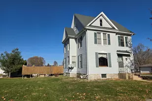 516 E Buffalo St, Polo, IL 61064 - Photo 1