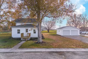 401 S 6th St, Cornell, IL 61319 - Photo 27