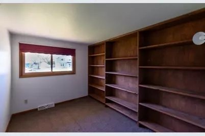 1305 93rd Avenue, Kenosha, WI 53144 - Photo 11