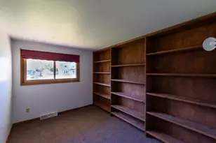 1305 93rd Ave, Kenosha, WI 53144 - Photo 11