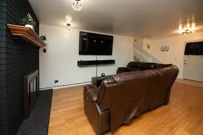 140 Thackeray Drive, Bolingbrook, IL 60440 - Photo 5