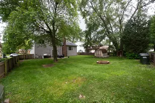 140 Thackeray Dr, Bolingbrook, IL 60440 - Photo 13