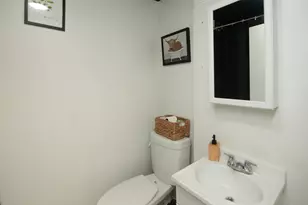 140 Thackeray Dr, Bolingbrook, IL 60440 - Photo 7