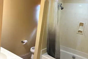 1003 Cyndy Ct, Champaign, IL 61822 - Photo 7