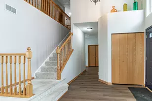 276 Pembrook Ln, Mundelein, IL 60060 - Photo 3