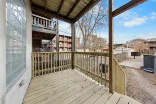 747 S Kenneth Ave, Chicago, IL 60624 - Photo 29