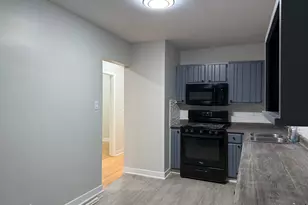 145 Rice Ave, Bellwood, IL 60104 - Photo 5