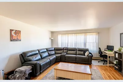 1933 N 18th Avenue, Melrose Park, IL 60160 - Photo 9