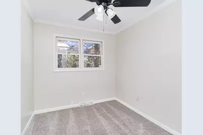 230 Bayshore Drive, Lake Bluff, IL 60044 - Photo 11