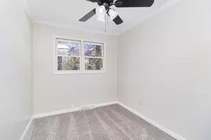 230 Bayshore Dr, Lake Bluff, IL 60044 - Photo 11