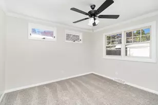 230 Bayshore Dr, Lake Bluff, IL 60044 - Photo 9