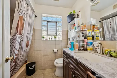 8940 Lamon Avenue, Skokie, IL 60077 - Photo 19