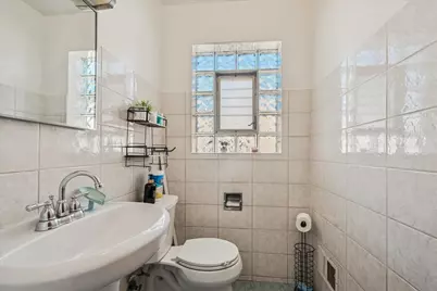 8940 Lamon Avenue, Skokie, IL 60077 - Photo 21