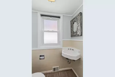 887 Deerfield Road, Highland Park, IL 60035 - Photo 13