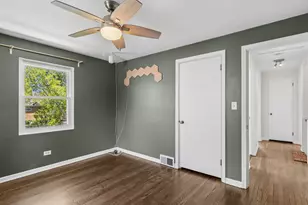 887 Deerfield Rd, Highland Park, IL 60035 - Photo 19