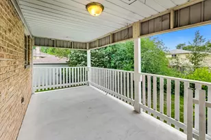 16W674 56th Pl, Clarendon Hills, IL 60514 - Photo 21