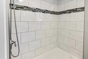 16W674 56th Pl, Clarendon Hills, IL 60514 - Photo 19