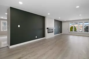 759 McArthur Ct, Dolton, IL 60419 - Photo 3