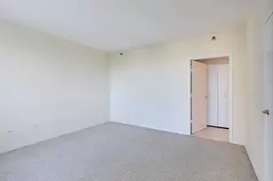 57 E Delaware Pl, Chicago, IL 60611 - Photo 17
