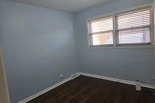 8955 S Cornell Ave, Chicago, IL 60617 - Photo 17